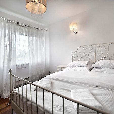 3 Bedrooms Apartment Zoliborz Gwiazdzista Warsaw Exterior photo
